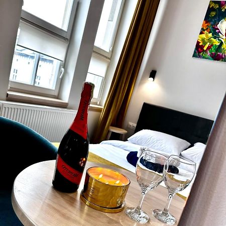 Hotel Gallery 21 Lwów Zewnętrze zdjęcie