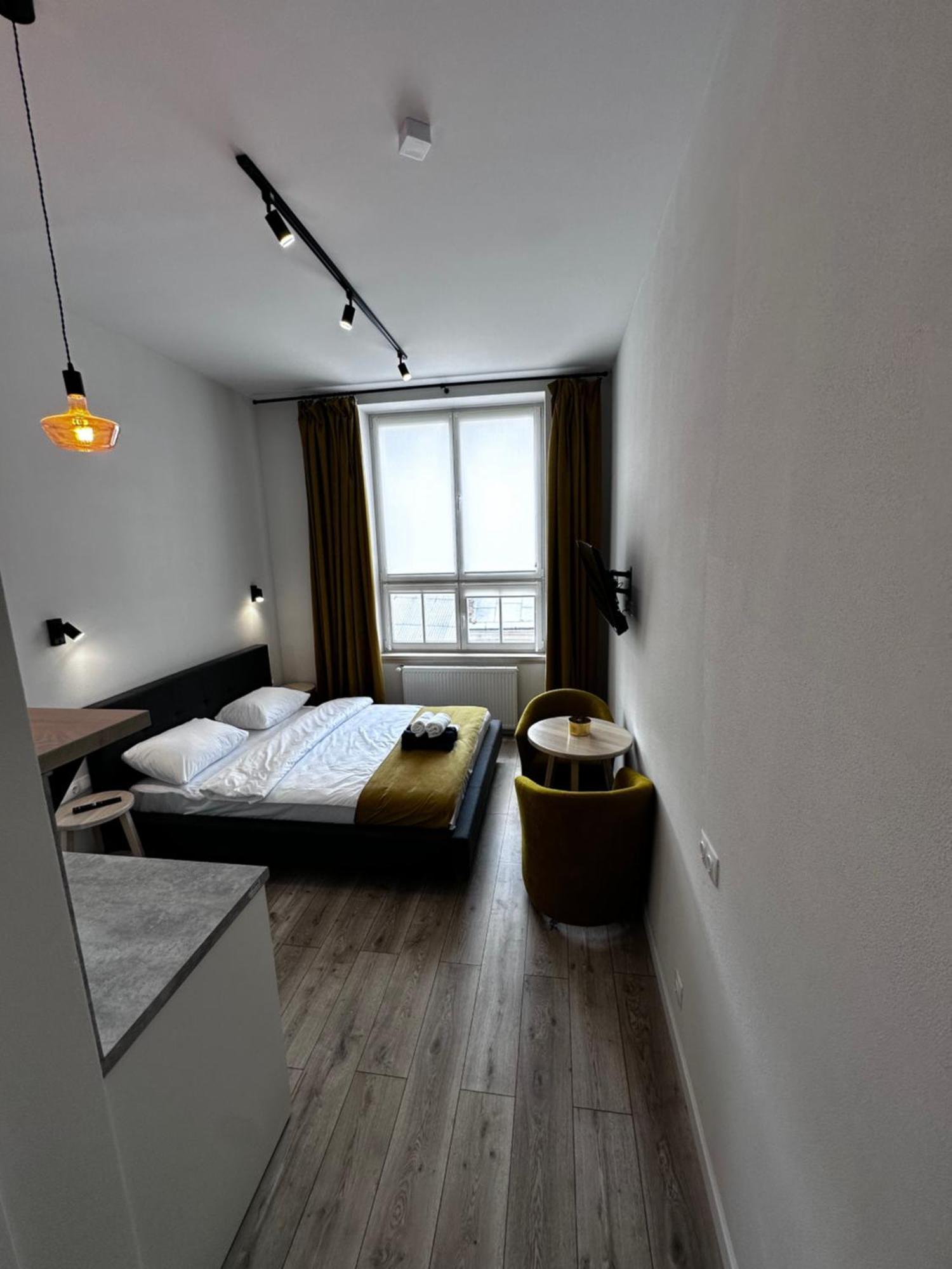 Hotel Gallery 21 Lwów Zewnętrze zdjęcie