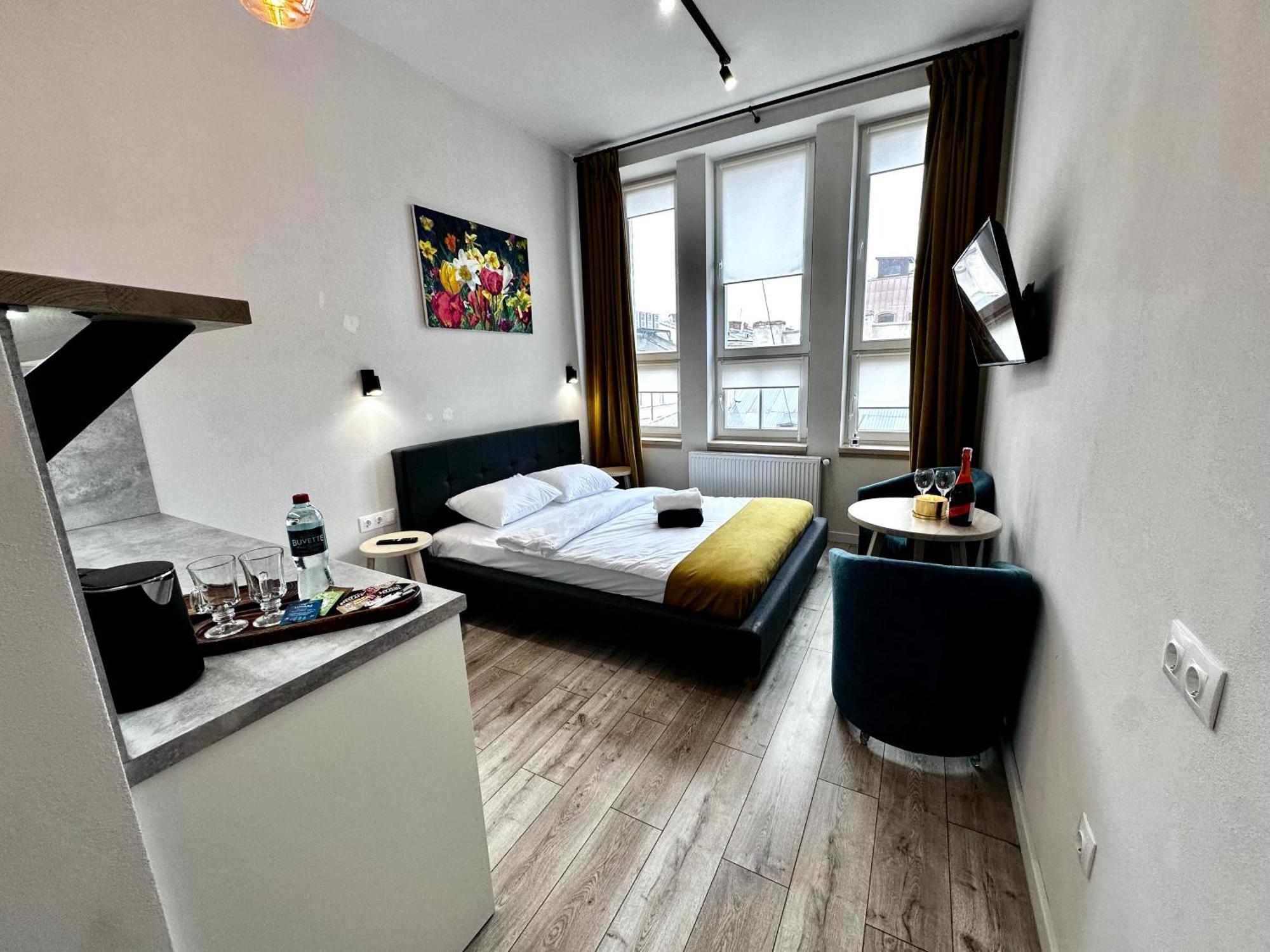 Hotel Gallery 21 Lwów Zewnętrze zdjęcie