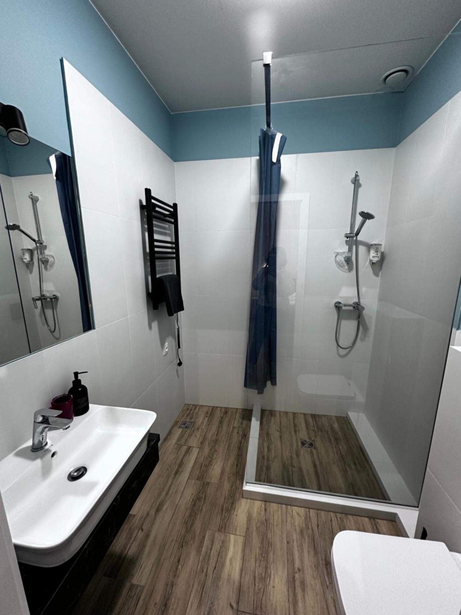 Hotel Gallery 21 Lwów Zewnętrze zdjęcie